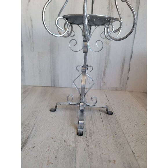 Metal silver swirl candle holder Halloween home decor figure - Picture 4 of 11